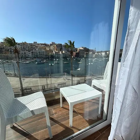 Apartment Seafront *